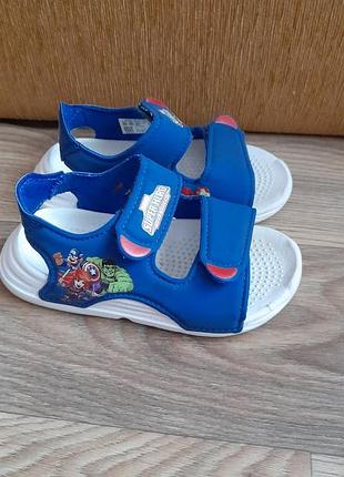 Босоніжки adidas marvel