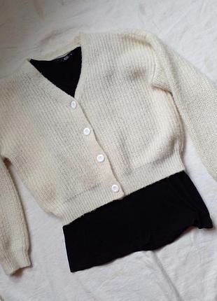 Укороченный кардиган