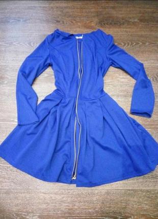 Синя комфортна трикотажна сукня з блискавкою.2 фото