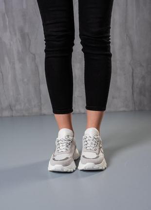 Стильные кроссовки женские белые с замшей демисезонные,деми,осенние,весенние (осень,весна 2022-2023)7 фото