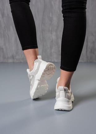 Стильные кроссовки женские белые с замшей демисезонные,деми,осенние,весенние (осень,весна 2022-2023)2 фото