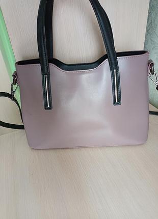 Продам ,сумку кожанная .производитель италия