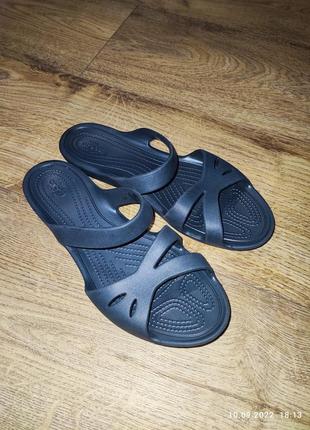 Women's crocs kelli sandal hotsell