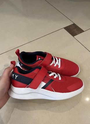 Новые кроссовки тн оригинал 32/32,5р
