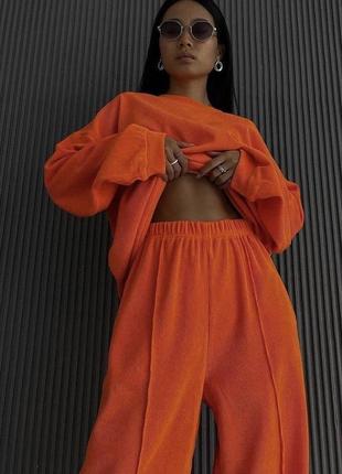 Яскравий помаранчевий костюм мікровельвет4 фото