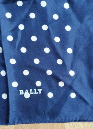 Bally шелковый платок в горошек.1 фото