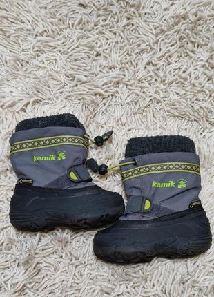 Зимові термо чобітки,дутики kamik по стельці 15.5-16 см. , розмір вказаний 24