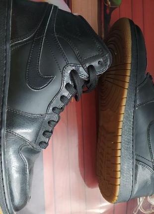 Air jordan 1 retro hotsell high og black gum
