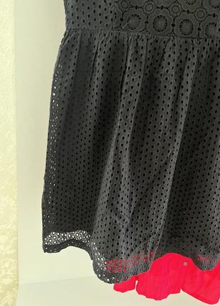 Чёрное платье с перфорацией jack wills 2