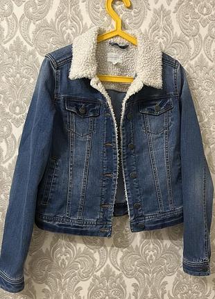 Джинсова куртка із вставками