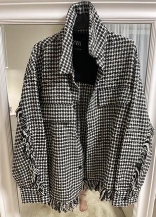 Дуже стильна куртка zara
