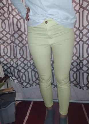 Желтые джинсы1 фото