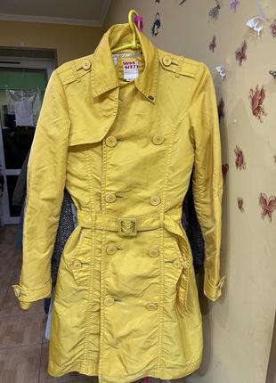 Плащ тренч фiрмовий
