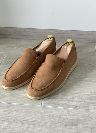 Мужские замшевые коричневые лоферы мокасины loro piana summer walk 43 28