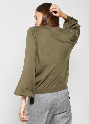 Тонкий светер з пишними рукавами2 фото