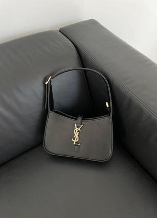 Женская черная сумка yves rocher жіноча чорна сумка yves rocher4 фото