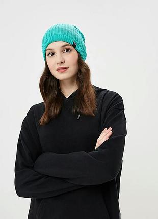 Женская зеленая шапка favorite waffle pom beanie