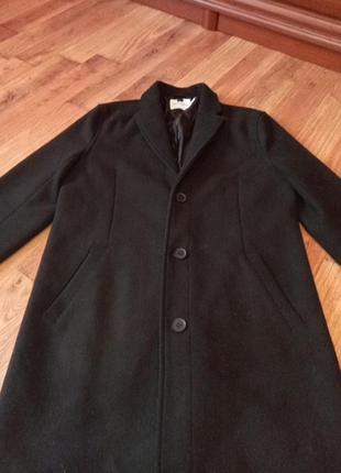 Чорне пальтоtopman