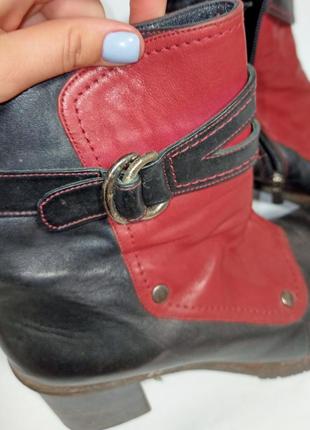 Зимние  черные с красными вставками ботинки2 фото
