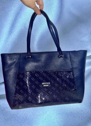 Сумка guess. оригвнальна. всього пару раз виходила у світ.