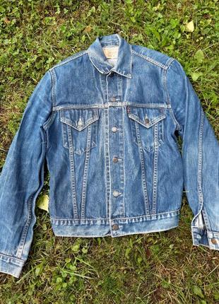 Чоловіча джинсова куртка levi's strauss 70500.