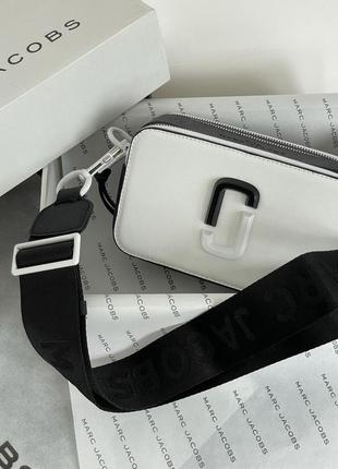 Женская бело-чёрна сумка marc jacobs жіноча чорно-біла сумка marc jacobs