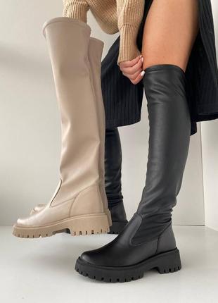 Стильні чоботи-панчохи жіночі бежеві до коліна шкіряні (шкіра+стрейч) демі,демісезонні,осінні/весняні,зимові (осінь,весна,зима 2022-2023)3 фото