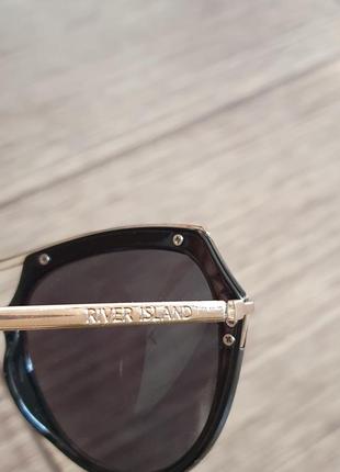 Стильні сонцезахисні окуляри від river island, оригінал6 фото
