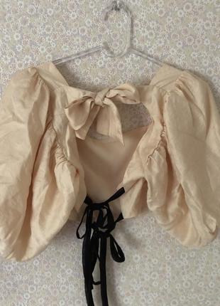 Блуза кофточка с открытой спиной2 фото