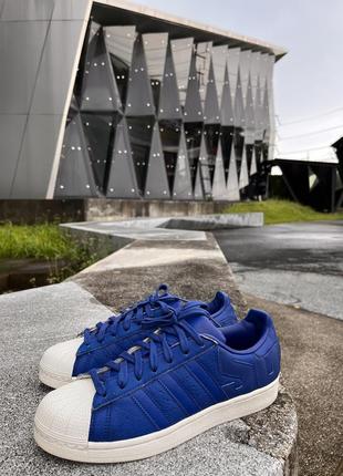 Adidas superstar