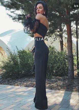 Костюм з обємними рукавами в горошок