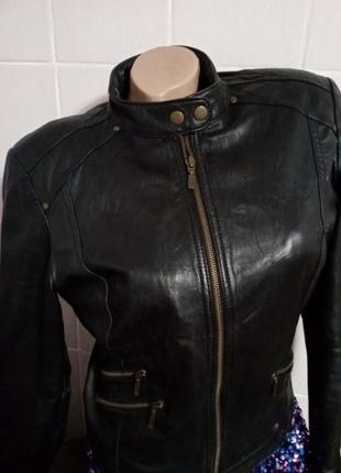 Чорна шкіряна куртка косуха / черная кожанная куртка косуха4 фото
