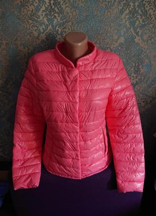 Женская стеганая куртка розово кораллового цвета р.44/461 фото