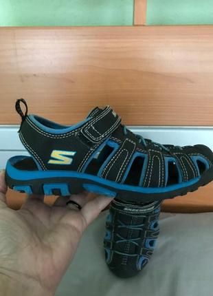 Skechers босоножки сандалии с закрытым носком
