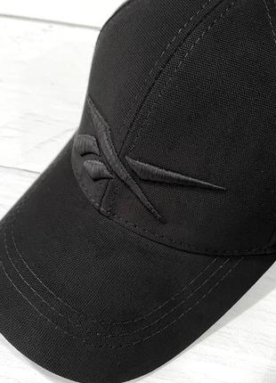 Бейсболка reebok