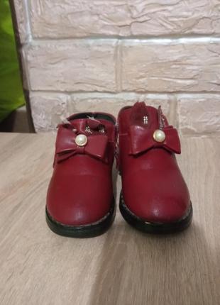 Чобітки для дівчинки