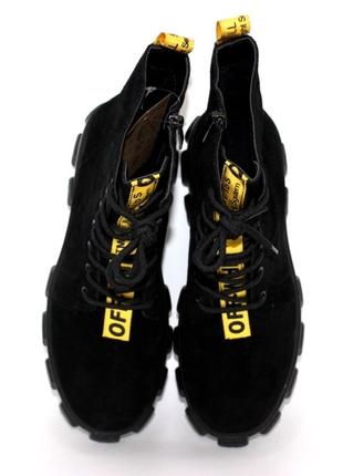 🔴 черные замшевые женские ботинки на тракторной подошве демисезонные8 фото