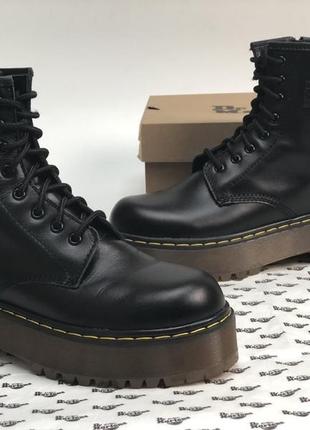 Женские кожаные демисезонные ботинки dr. martens2 фото