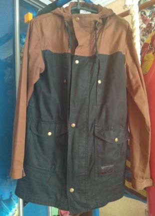 Парка staff на подростка