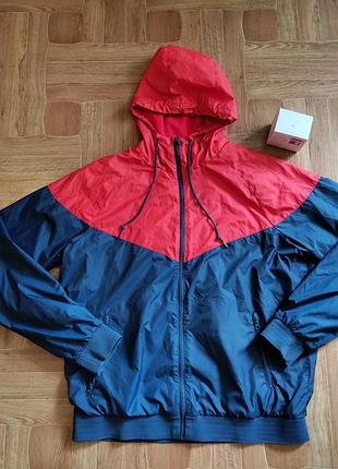 Куртка ветровка nike r/b