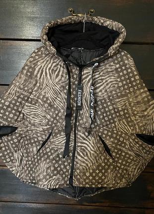 Новая( без бирки) итальянская крутая укорочённая курточка фасон пончо 50-56 р