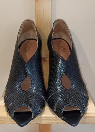 Витончені шкіряні туфлі troisrois 🇺🇦🌺3 фото