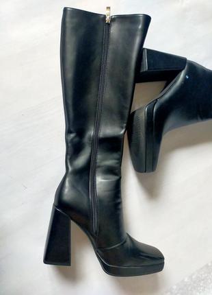 Чоботи pretty little thing