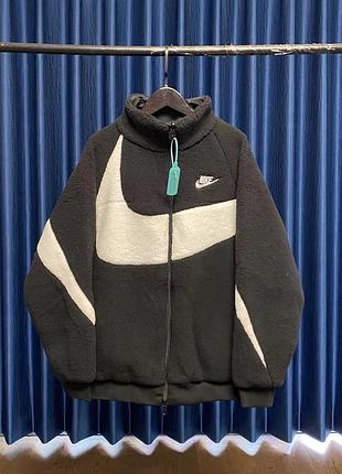Флисовая двухсторонняя курточка nike big swoosh