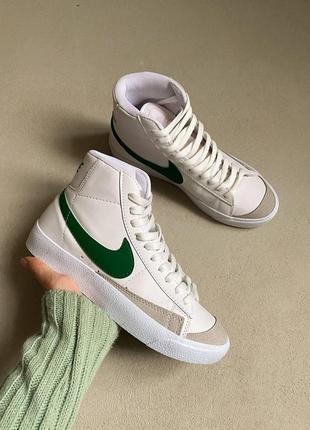 Жіночі кросівки nike blazer high white green1 фото