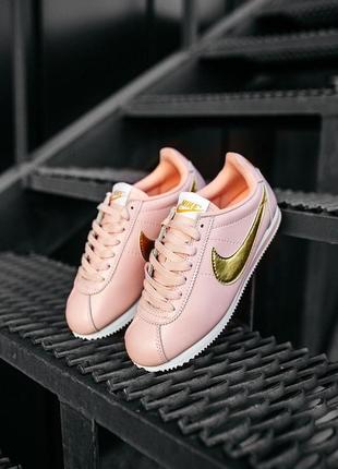 Жіночі кросівки nike cortez pink gold2 фото