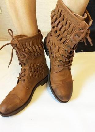 Женские кожаные высокие ботинки челси на шнуровке .на размер 39