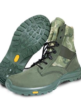 Тактичні високі хакі черевики (берці) на шнурівці та зеленою підошвою