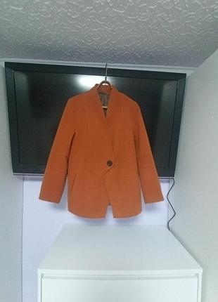 Женское кашемировое демисезонное пальто - пиджак1 фото