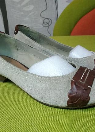 Туфли clarks р 4d (наш 37) стелька 23,5 см в очень хорошем состоянии